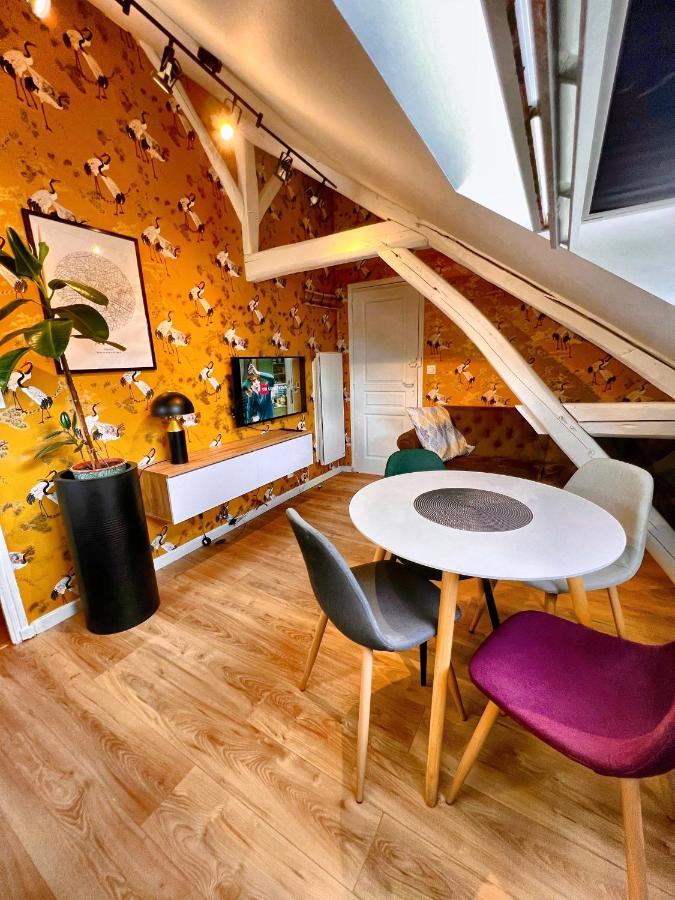 Appartement T2 Quartier Calme / Parking Gratuit Saint-Julien-les-Villas Esterno foto